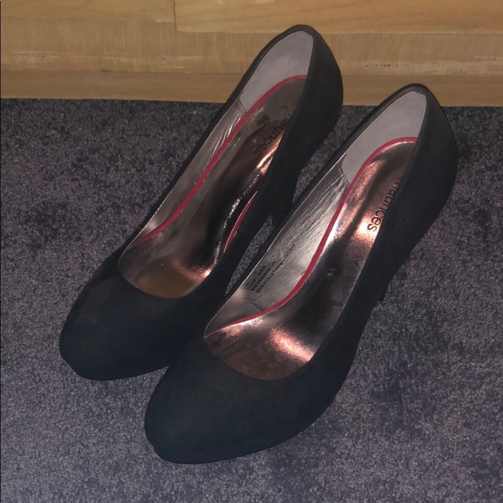 Maurices Faux Suede Black Pump Heels